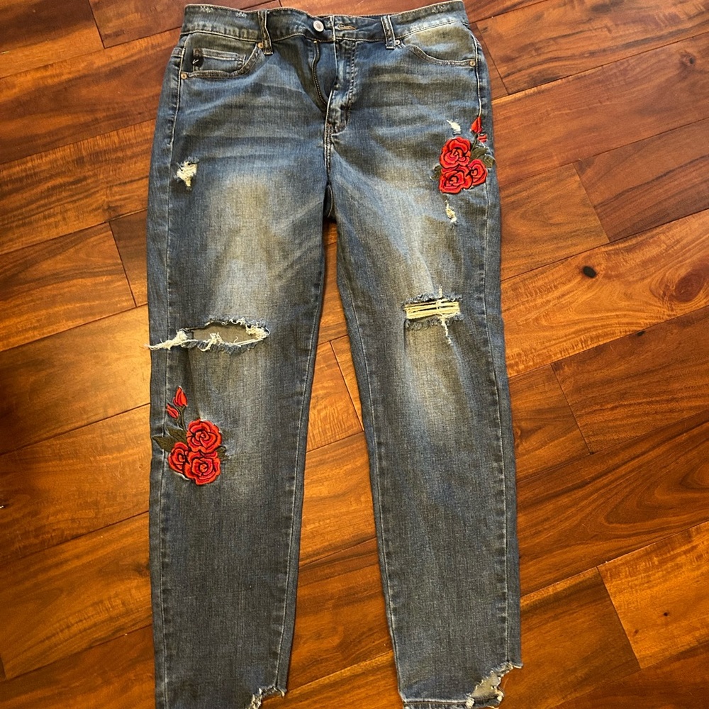 KanCan embroidered boyfriend ROSES jeans cotton stretch 29 11